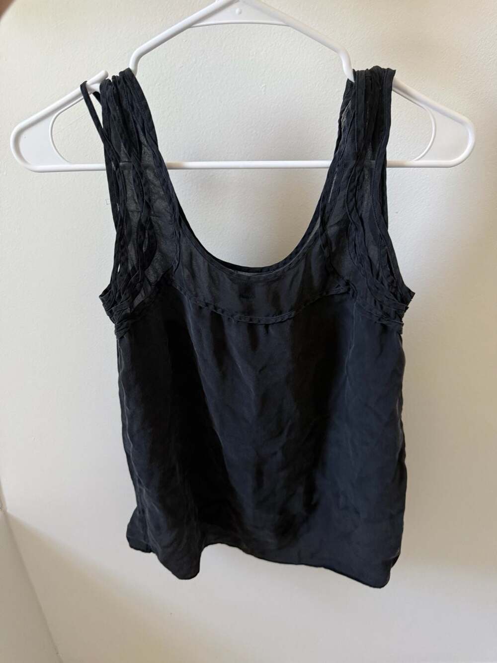 Banana Republic Silk Tank Top Size S Black Sleeveless Babydoll Scoop Neck